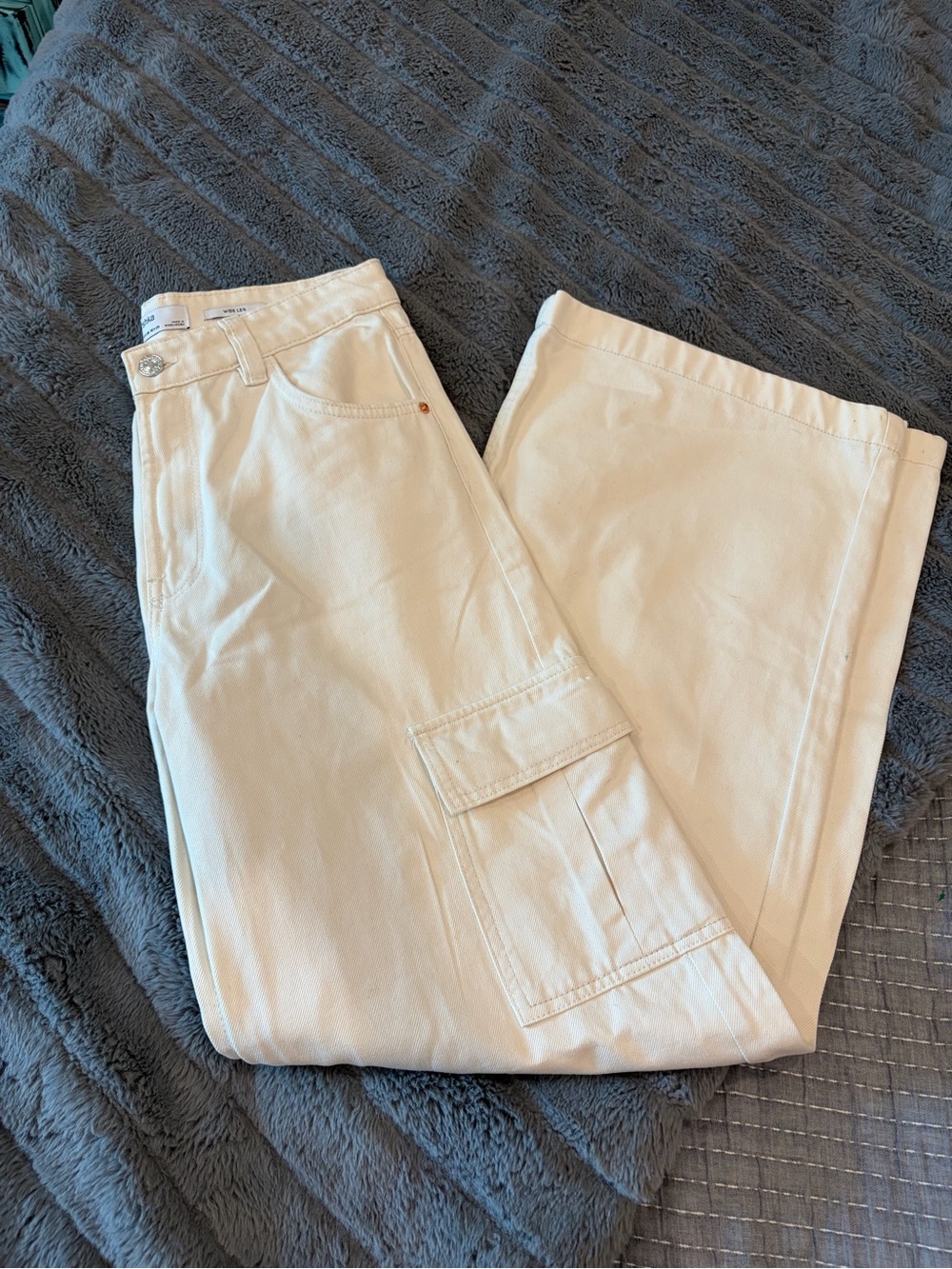 Bershka Cream Wide-Leg Jeans with Silver Button